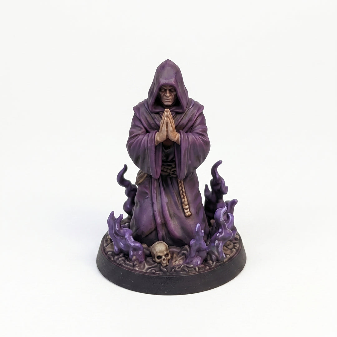 The Kneeling Devotee - hand painted DnD miniature - JuJuBit