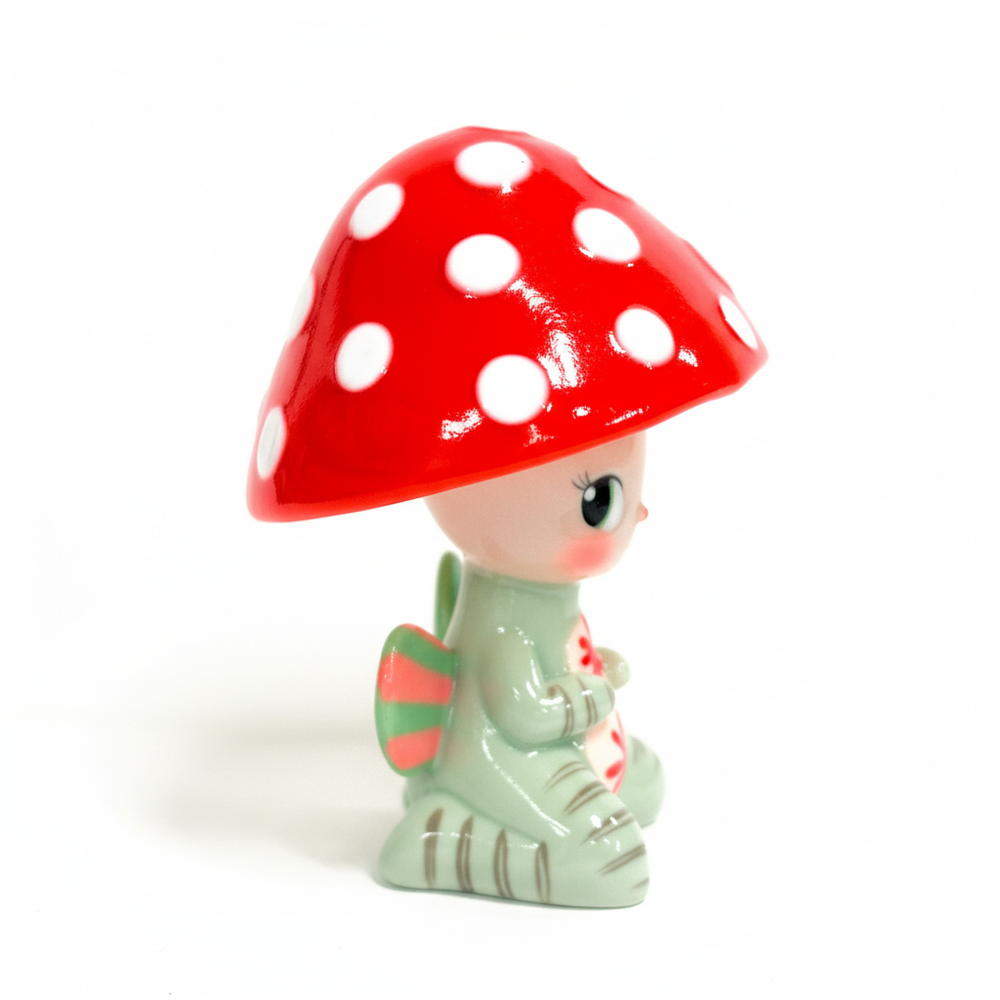 JuJuBit Figurine Collectible Art Toy MOLULU — Guardian of Passion