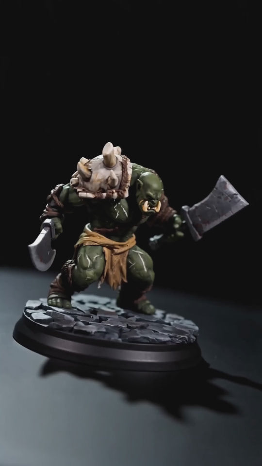 Dualcleave Orc Warlord-Detailed Sculpt Miniature for RPG, Display & Collection